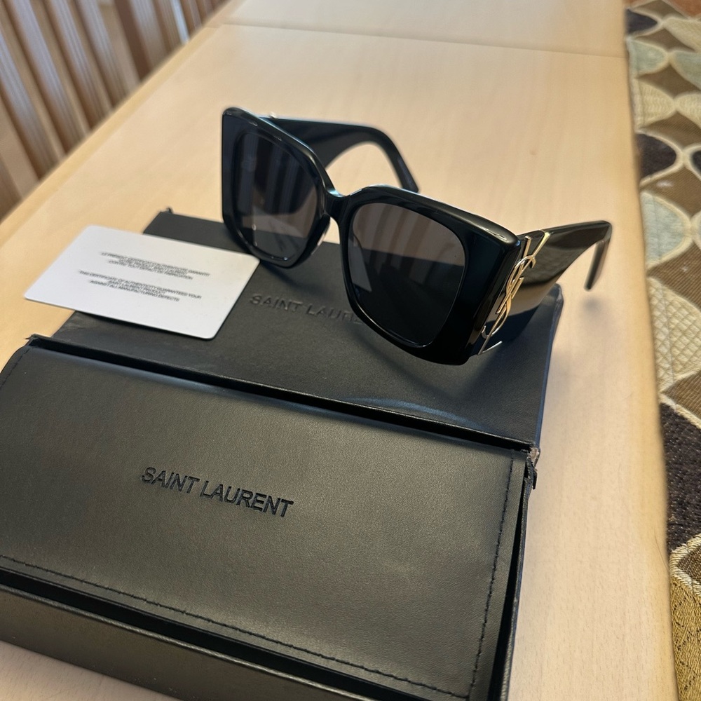 Saint Laurent Black Sunglasses Timeless Elegance